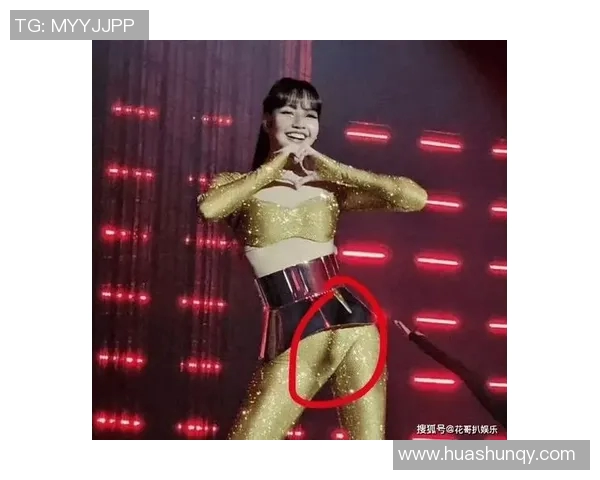 足球明星们惊叹于Lisa的舞蹈魅力，纷纷分享观后感受与精彩瞬间